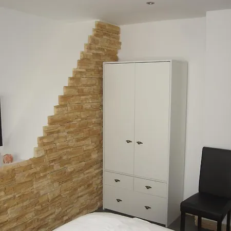 Uwe Apartment